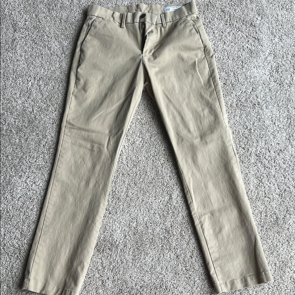Gap Tan Straight Pants Size 28/30 EUC